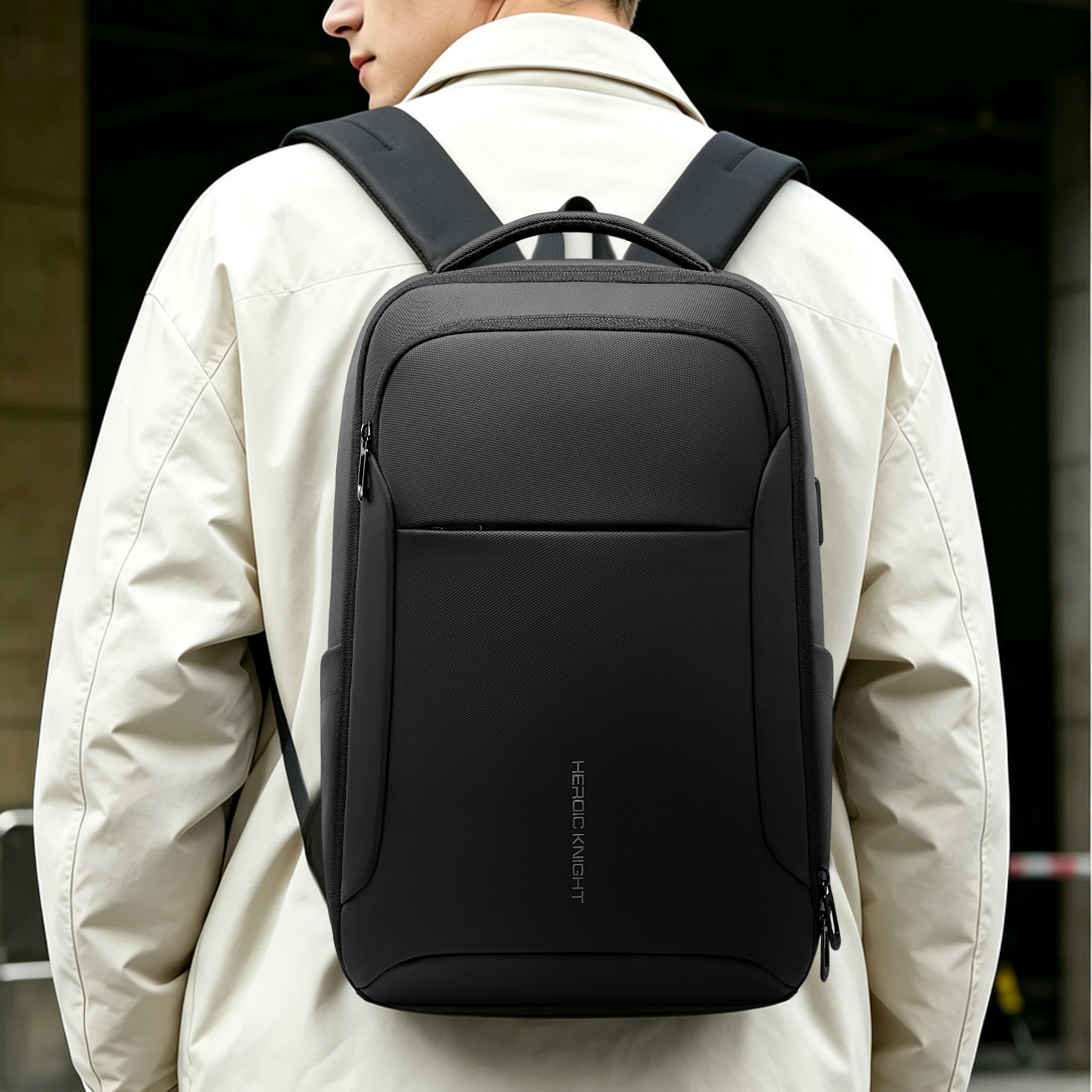 HK 17.3인치 남성용 노트북 백팩 USB 충전 기능 - Backpacks 리뷰 및 가격
